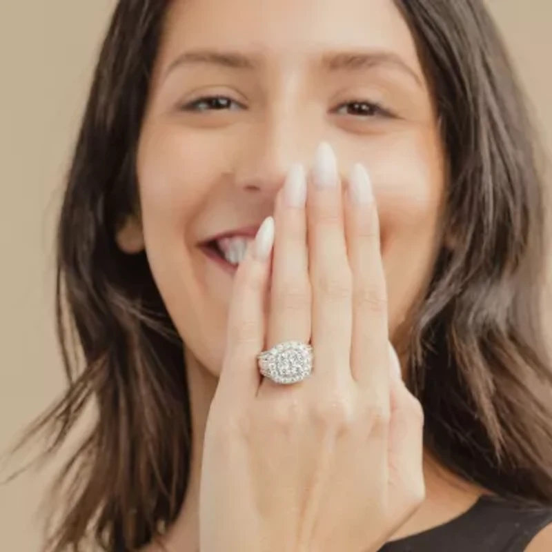 (G/Si2) Womens 4 CT. T.W. Lab Grown White Diamond 10K Gold Cushion Halo Side Stone Cocktail Ring