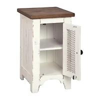 Signature Design by Ashley® Wystfield Chair Side Table