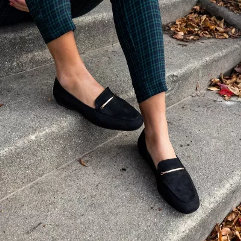 Journee Collection Wrenn Womens Moc Closed Toe Loafers