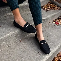 Journee Collection Wrenn Womens Moc Closed Toe Loafers