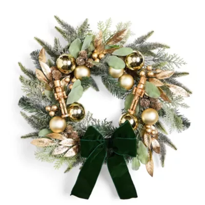 North Pole Trading Co. Gold Nutcracker Wreath