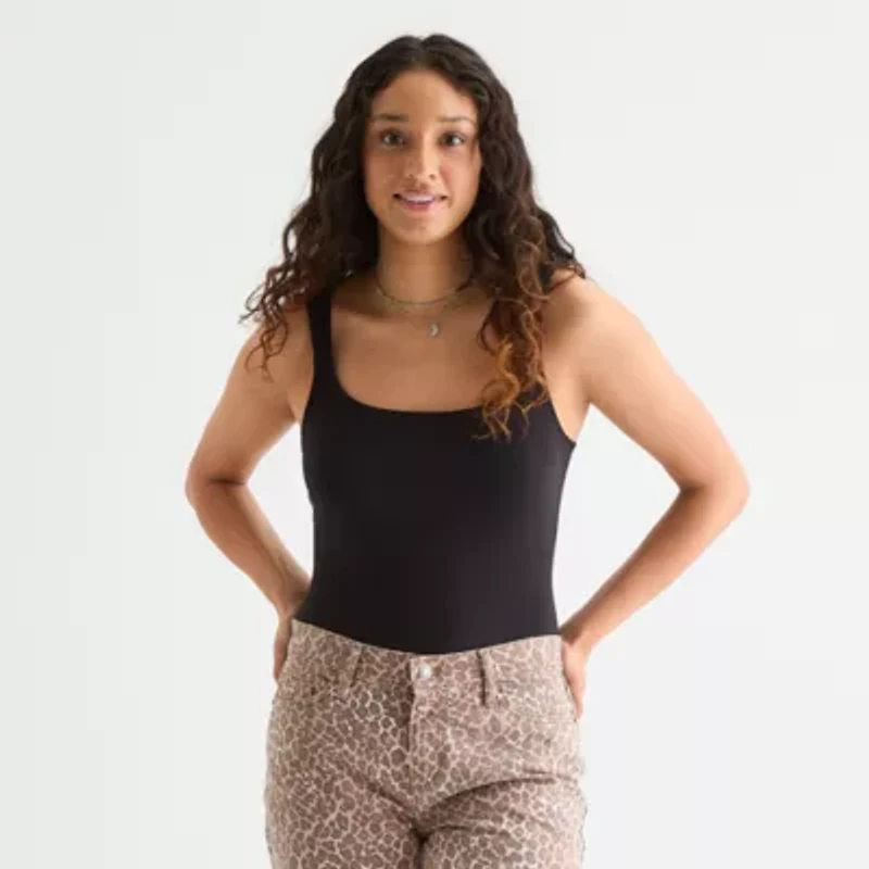 Arizona Womens Square Neck Sleeveless Bodysuit Juniors
