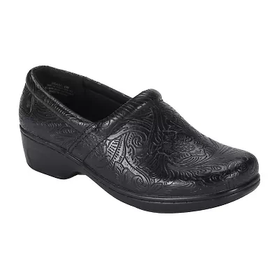 Btrue By Baretraps Brasil Womens Round Closed Toe Slip-On Shoe