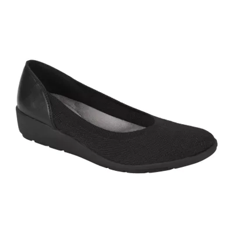 Baretraps Marily Womens Round Closed Toe Slip-On Shoe