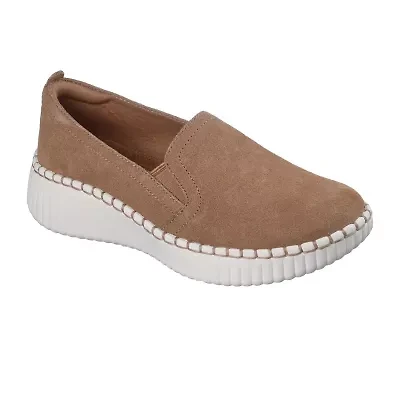 Skechers Wilshire Blvd Womens Round Closed Toe Slip-On Shoe