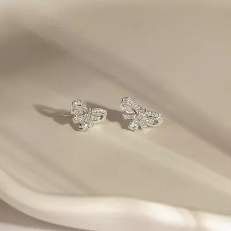 Diamonart Marilyn Monroe Simulated White Cubic Zirconia Platinum Over Silver 7.8mm Round Stud Earrings