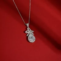 Diamonart Marilyn Monroe Womens Cubic Zirconia Platinum Over Silver Bow Cocktail Ring