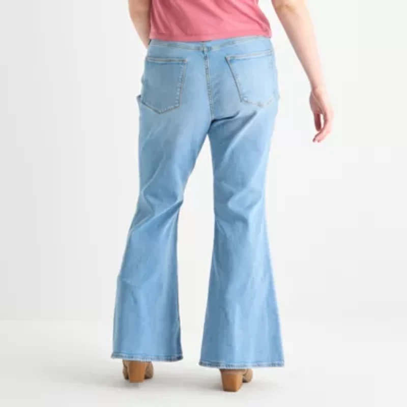 Arizona - Juniors Plus Womens Low Rise Flare Leg Jean