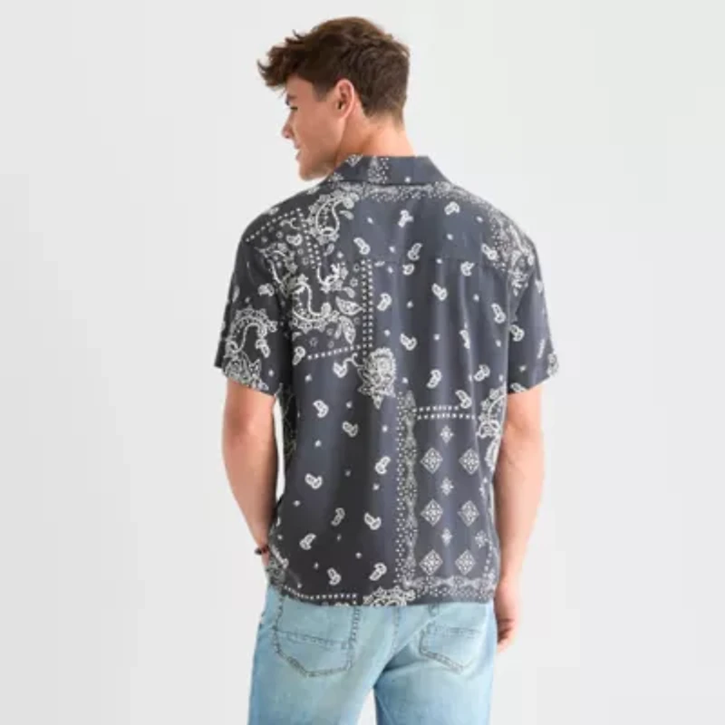 Arizona Mens Short Sleeve Relaxed Fit Button-Down Shirt