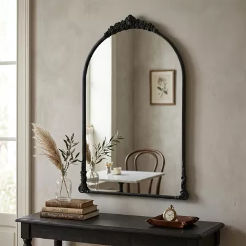 Cheungs Everlaine Modern Victorian Gold Wall Mount Wall Mirror