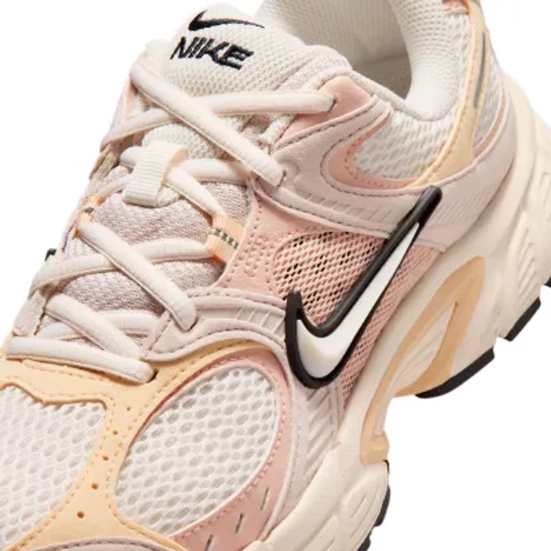 Nike V5 RNR Suede Womens Sneakers