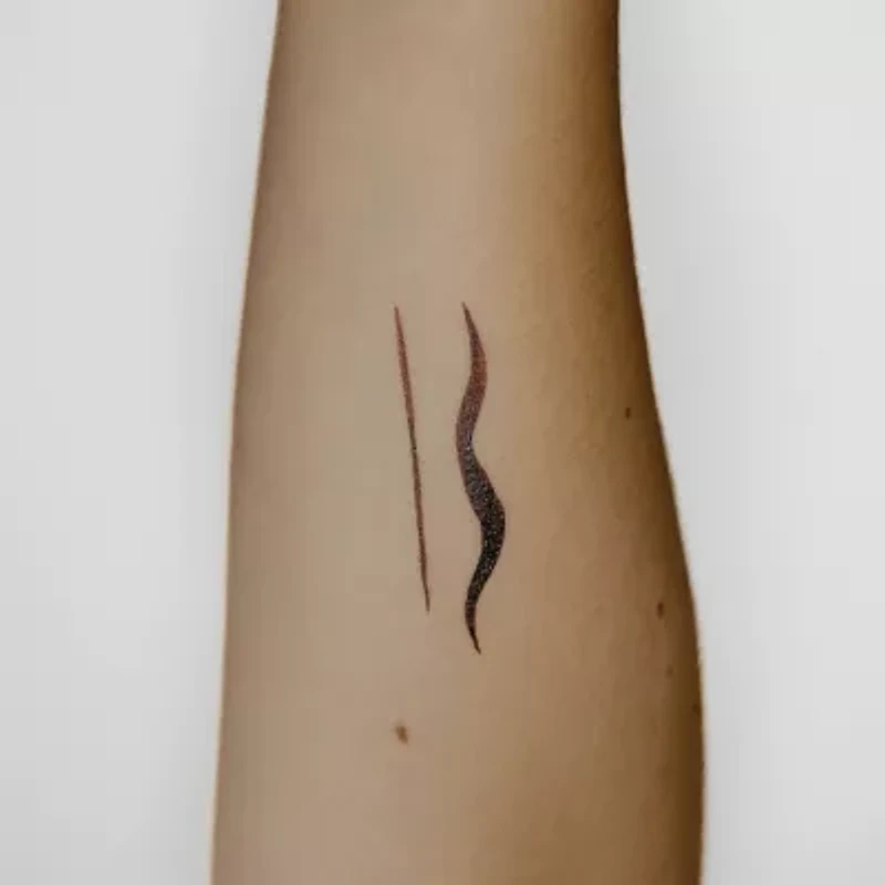 Prados Beauty Brown Baddie Eyeliner