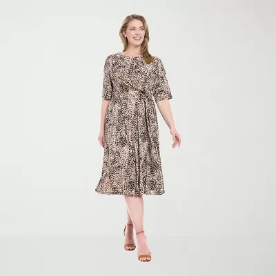 London Style Womens 3/4 Sleeve Leaf Fit + Flare Dress Plus