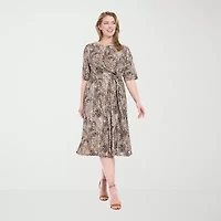 London Style Womens 3/4 Sleeve Leaf Plus Fit + Flare Dress
