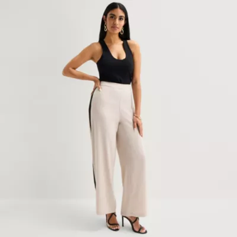 Bold Elements Womens U Neck Sleeveless Blouse