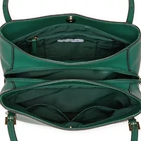 Liz Claiborne Stella 4 Poster Shoulder Bag