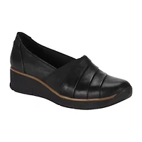 Btrue By Baretraps Gisela Womens Round Closed Toe Slip-On Shoe