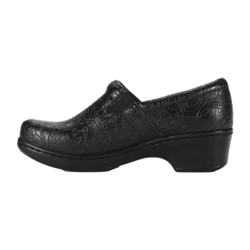 Btrue By Baretraps Brasil Womens Round Closed Toe Slip-On Shoe