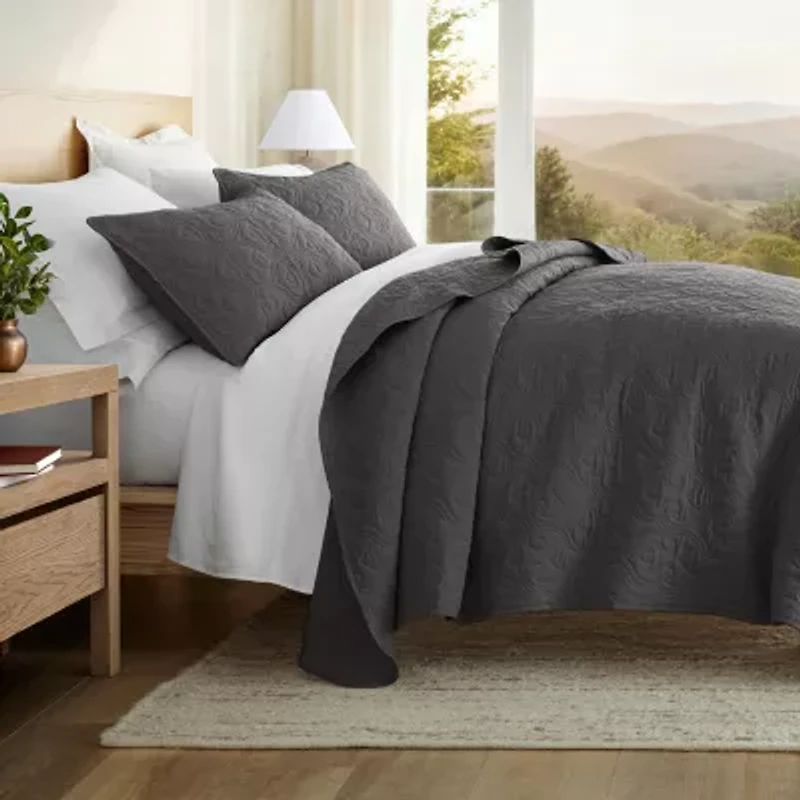 Casual Comfort Premium Ultra Soft Damask Pattern Quilted Coverlet Set