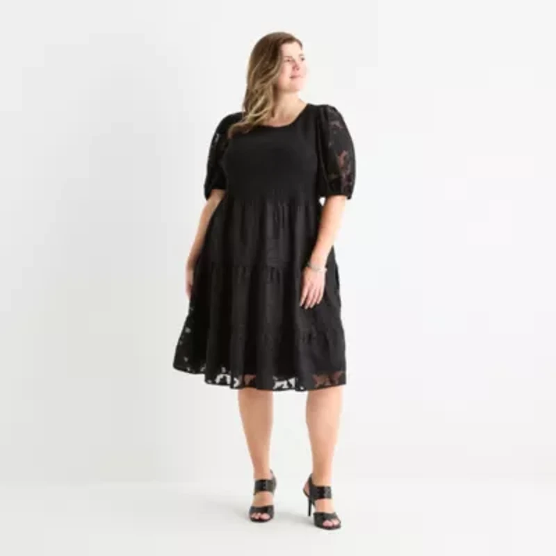 Sandra Darren Womens Short Sleeve Floral Fit + Flare Dress Plus