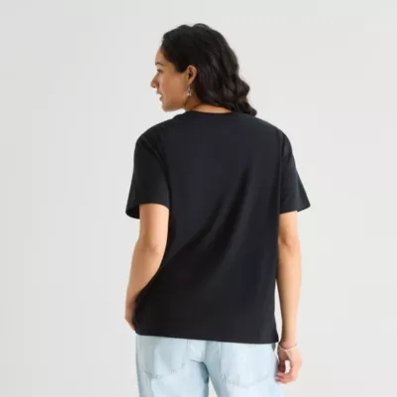 New World York Athletics Boyfriend Tee Womens Juniors Crew Neck Short Sleeve Loose Fit Graphic T-Shirt