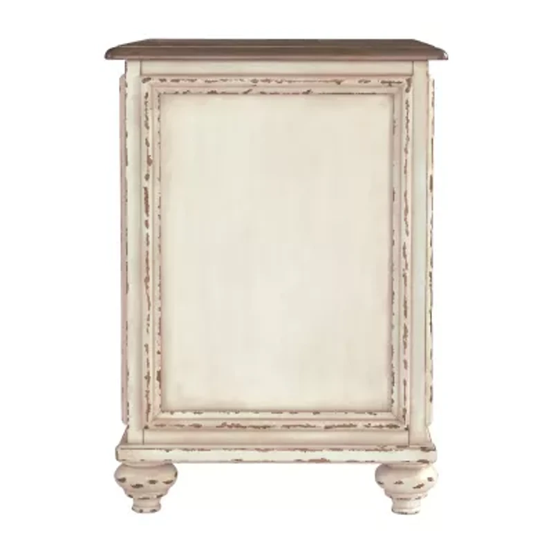 Signature Design by Ashley Realyn Chairside End Table