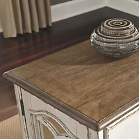 Signature Design by Ashley Realyn Chairside End Table
