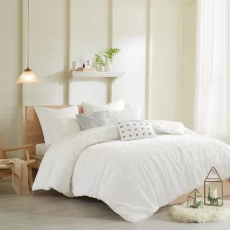 Intelligent Design Maize Cotton Jacquard Duvet Cover Set with Euro Shams and Throw Pillows