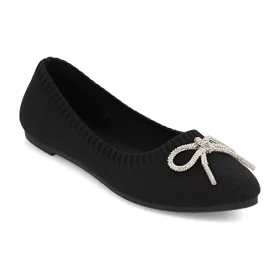 Mia Girl Womens Round Closed Toe Ballet Flats