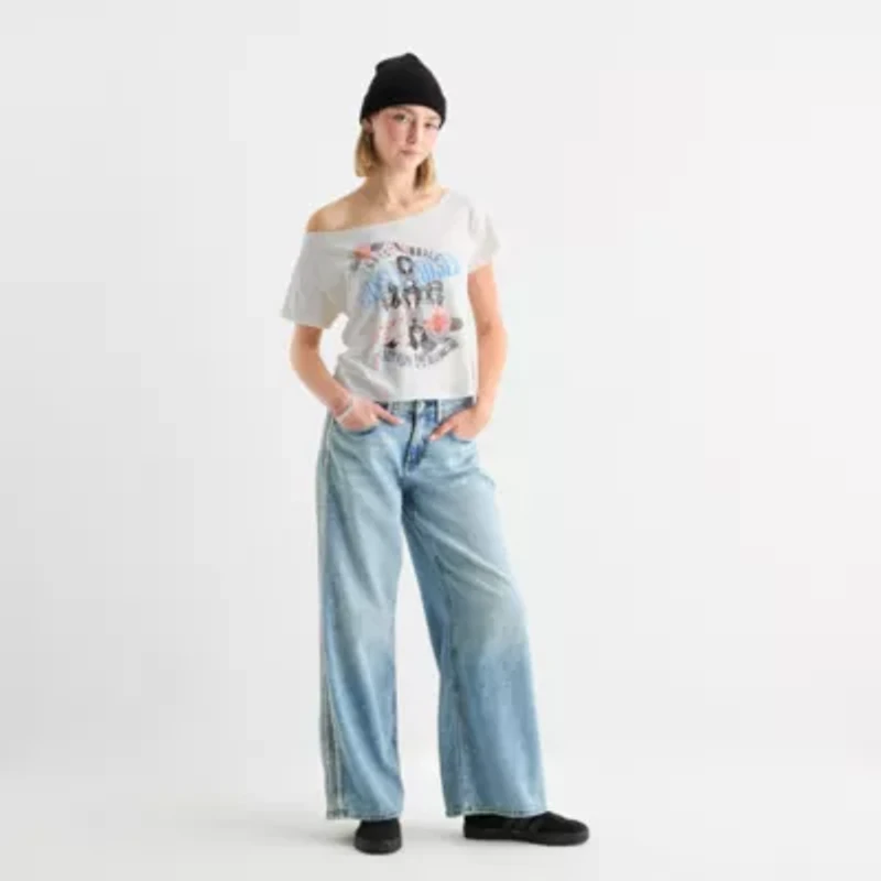 New World Guns N' Roses Off The Shoulder Tee Womens Crew Neck Short Sleeve Juniors Graphic T-Shirt