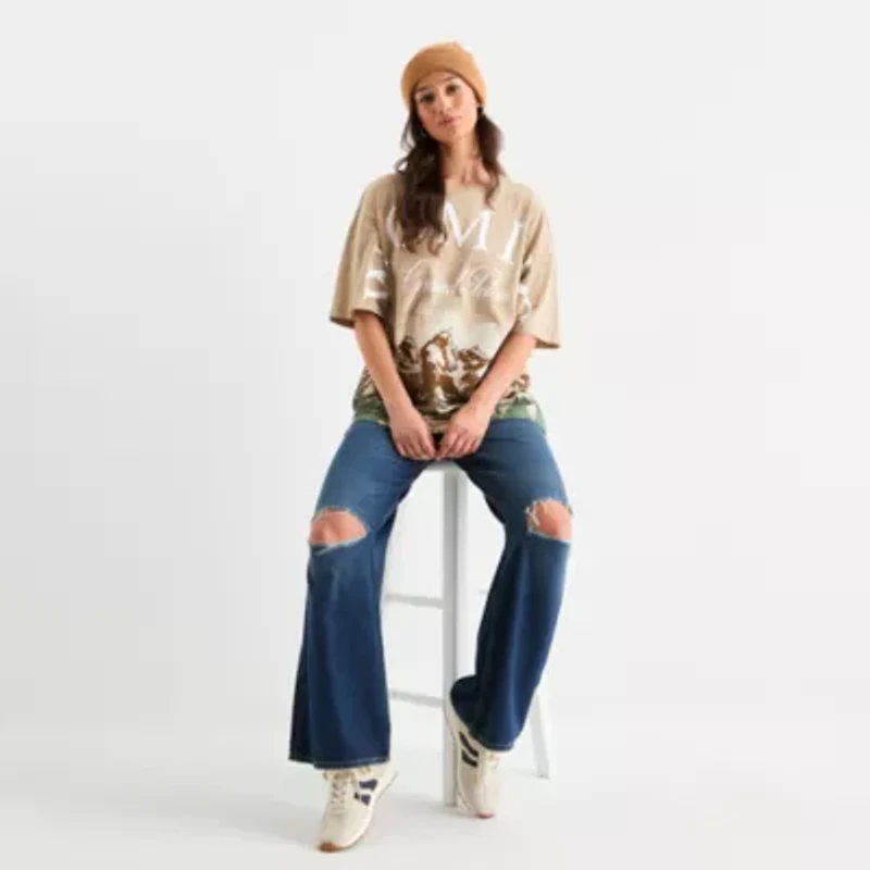 Wyoming Grand Teton Oversized Tee Womens Crew Neck Short Sleeve Juniors Graphic T-Shirt