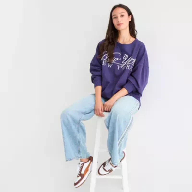 New York Womens Crew Neck Long Sleeve Embroidered Juniors Sweatshirt