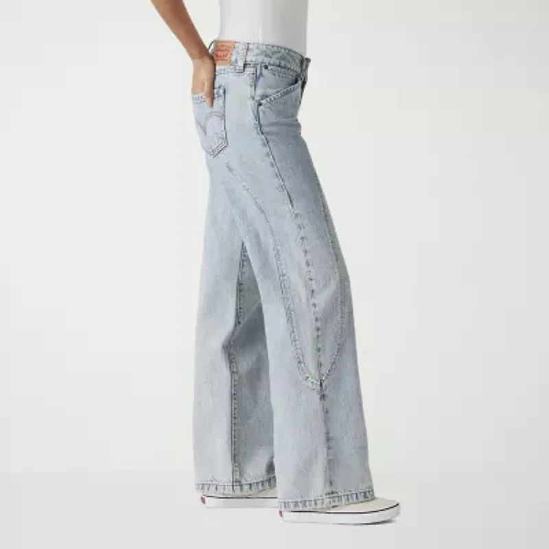 Levi's® Women's Low Rise Seamed Straight Leg Jean