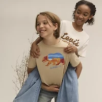 Levi's Girls Crew Neck Short Sleeve Oversized Graphic T-Shirt