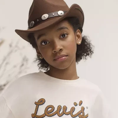 Levi's Girls Crew Neck Short Sleeve Oversized Graphic T-Shirt