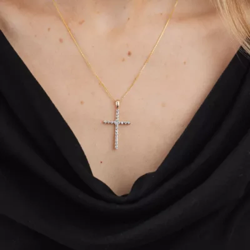 G / Si2) Womens 1/2 CT. T.W. Lab Grown White Diamond 10K Gold Cross 18 Inch Pendant Necklace