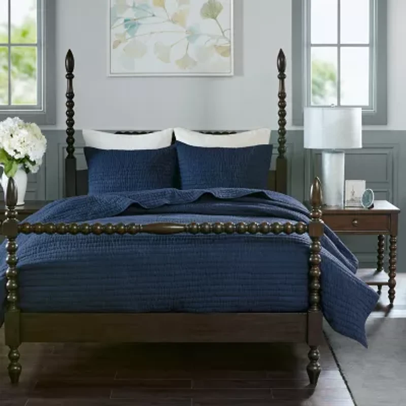 Madison Park Signature Serene 3-pc. Solid Quilt Set