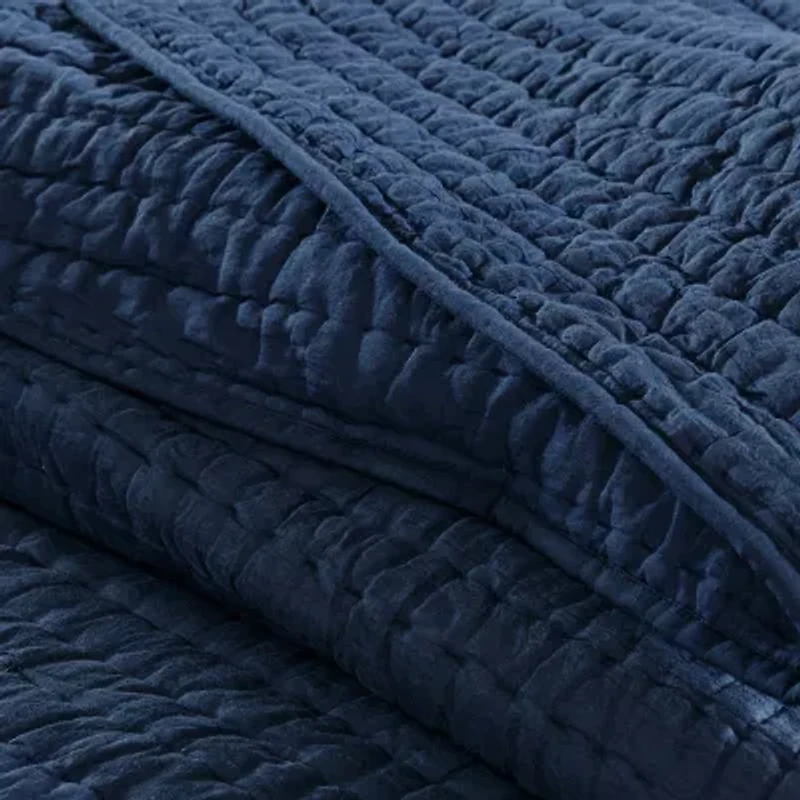 Madison Park Signature Serene 3-pc. Solid Quilt Set