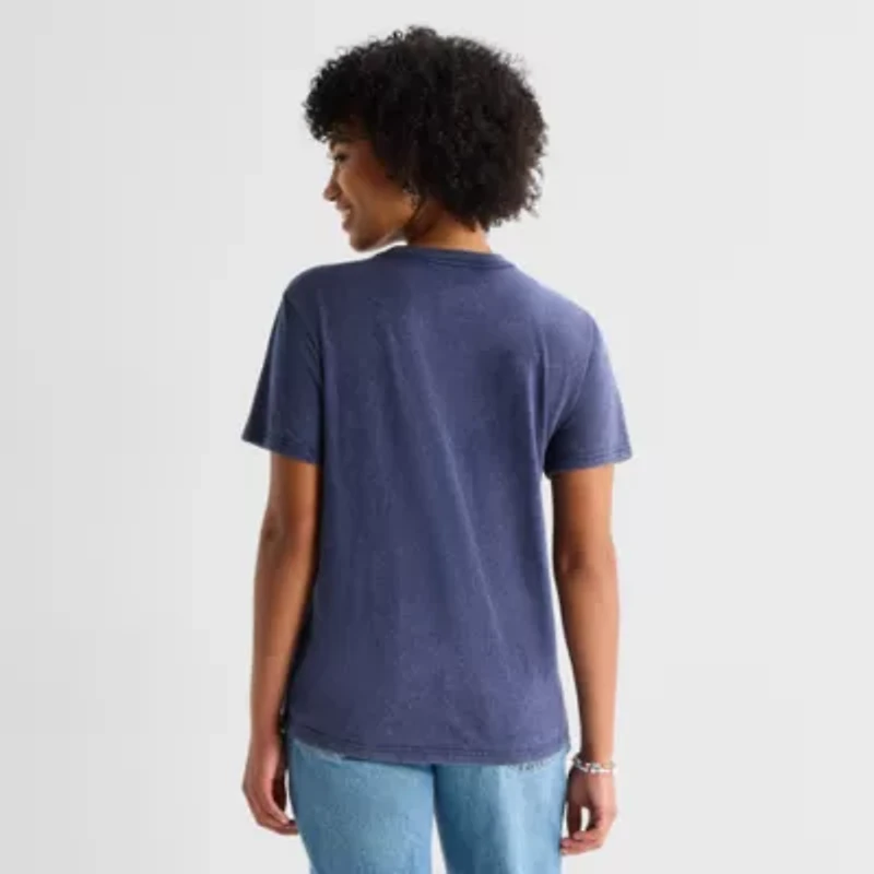 Bluey Boyfriend Tee Womens Juniors Crew Neck Short Sleeve Loose Fit Graphic T-Shirt