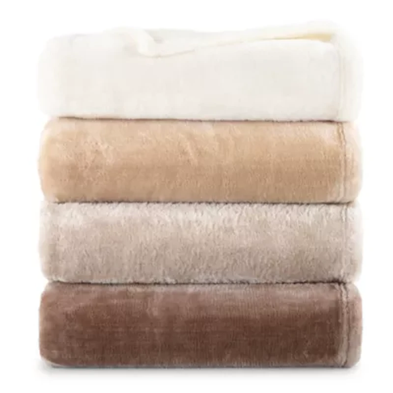 Ellora Plush Heavyweight Throw