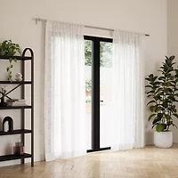 Umbra® Cappa 1¼" Adjustable Curtain Rod