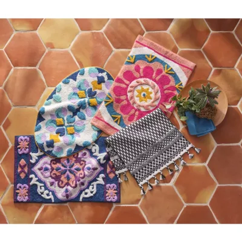 Distant Lands Oval Medallion Bath Rug