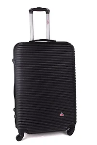 InUSA Royal Lightweight Hardside 28" Spinner