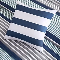 Intelligent Design Matteo Reversible Quilt Set With Throw Pillows