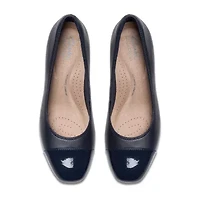 Clarks Iridessa May Womens Cap Closed Toe Block Heel Pumps