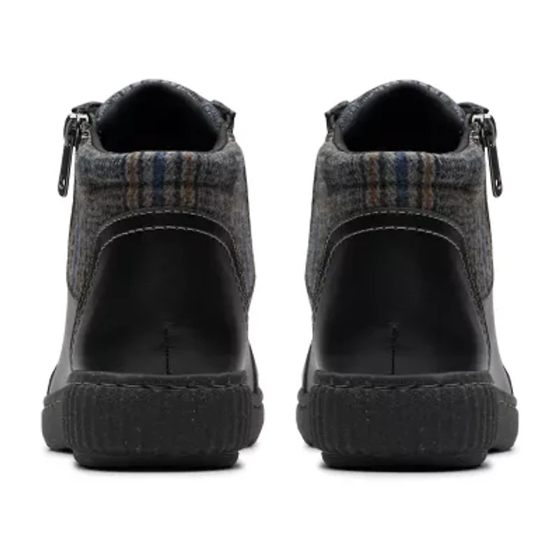 Clarks Womens Caroline Spice Flat Heel Booties