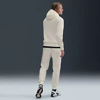 Nike Mens Cuffed Regular Fit Fleece Active Jogger Pant