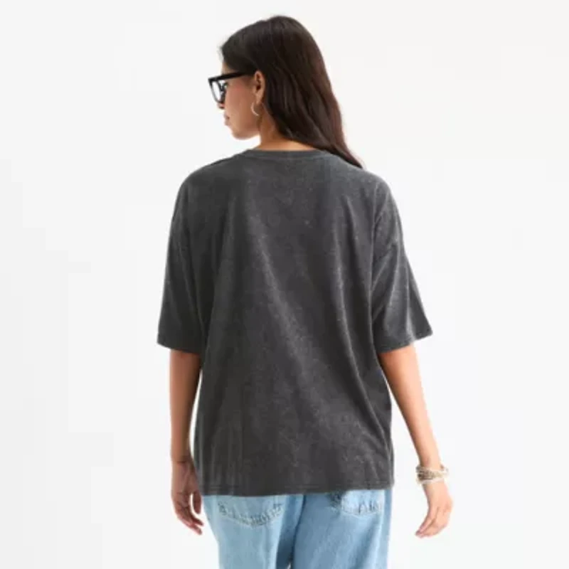 Maruchan Hot Ramen Womens Crew Neck Short Sleeve Oversized Juniors Graphic T-Shirt