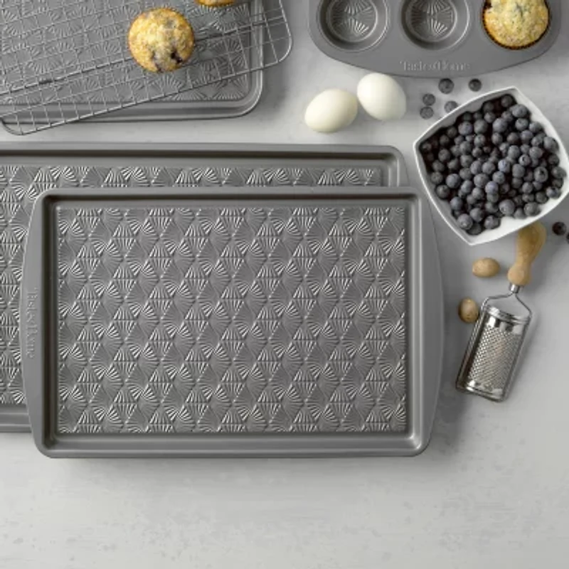 Taste of Home 15 x 10" Non-Stick Metal Baking Sheet