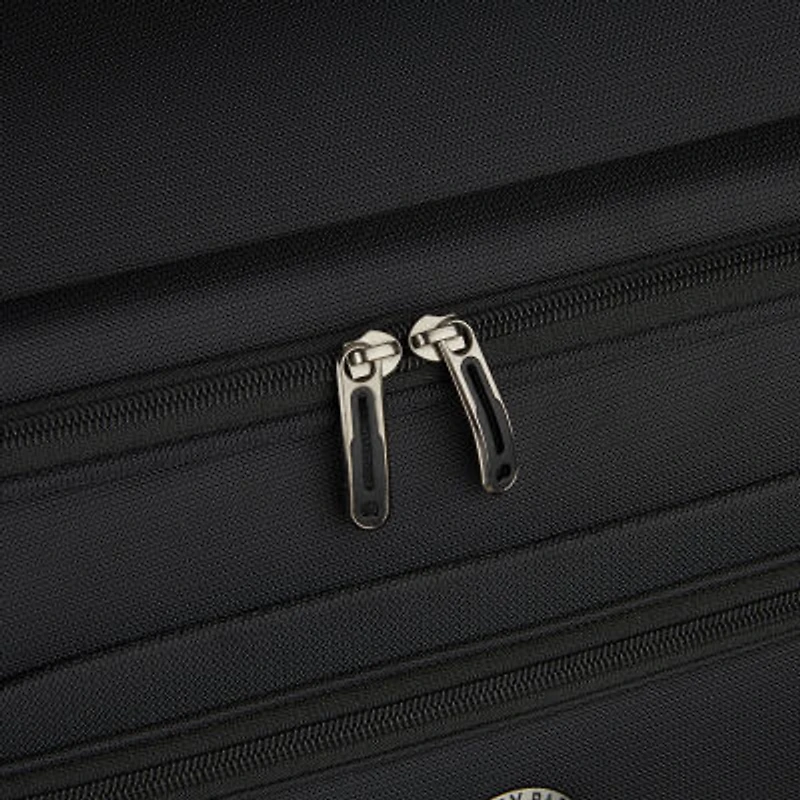 Delsey Helium DLX Spinner Garment Bag